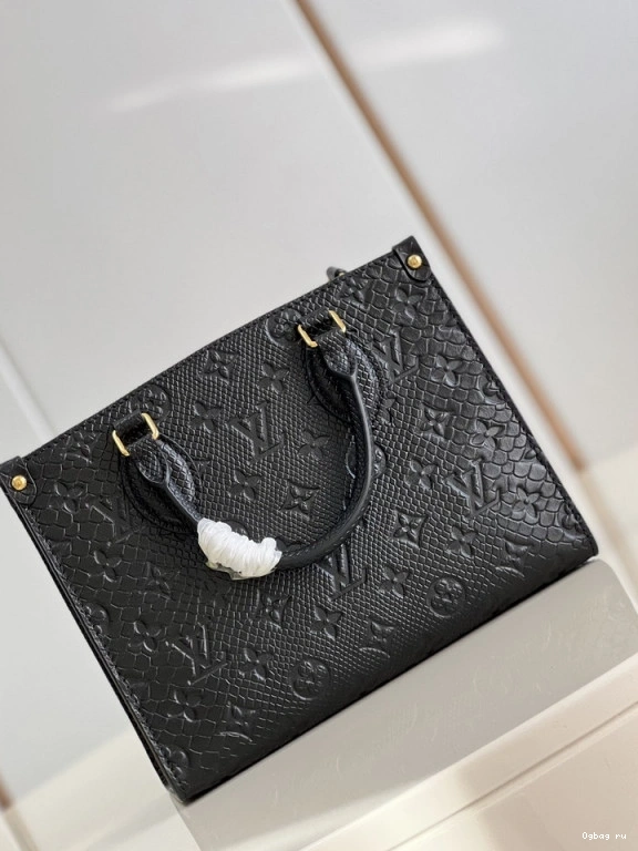 VUITTON PM ONTHEGO LOUIS 0814